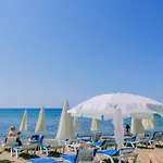 трехкомнатные в жилом комплексе Caesar D2 Flat4 Vilă