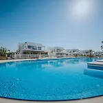 трехкомнатные в жилом комплексе Caesar D2 Flat4 Vila