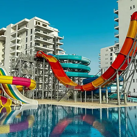 трехкомнатные в жилом комплексе Caesar D2 Flat4 Willa *